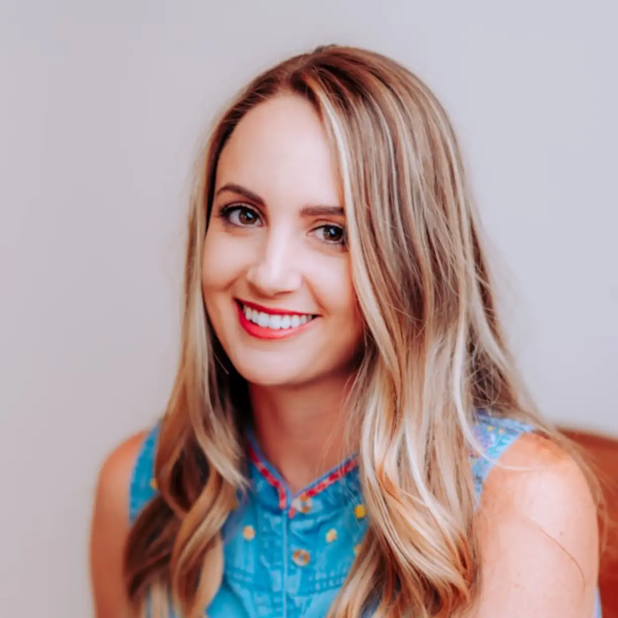 Fictional customer portrait for Lisa C Sydney garden services testimonial